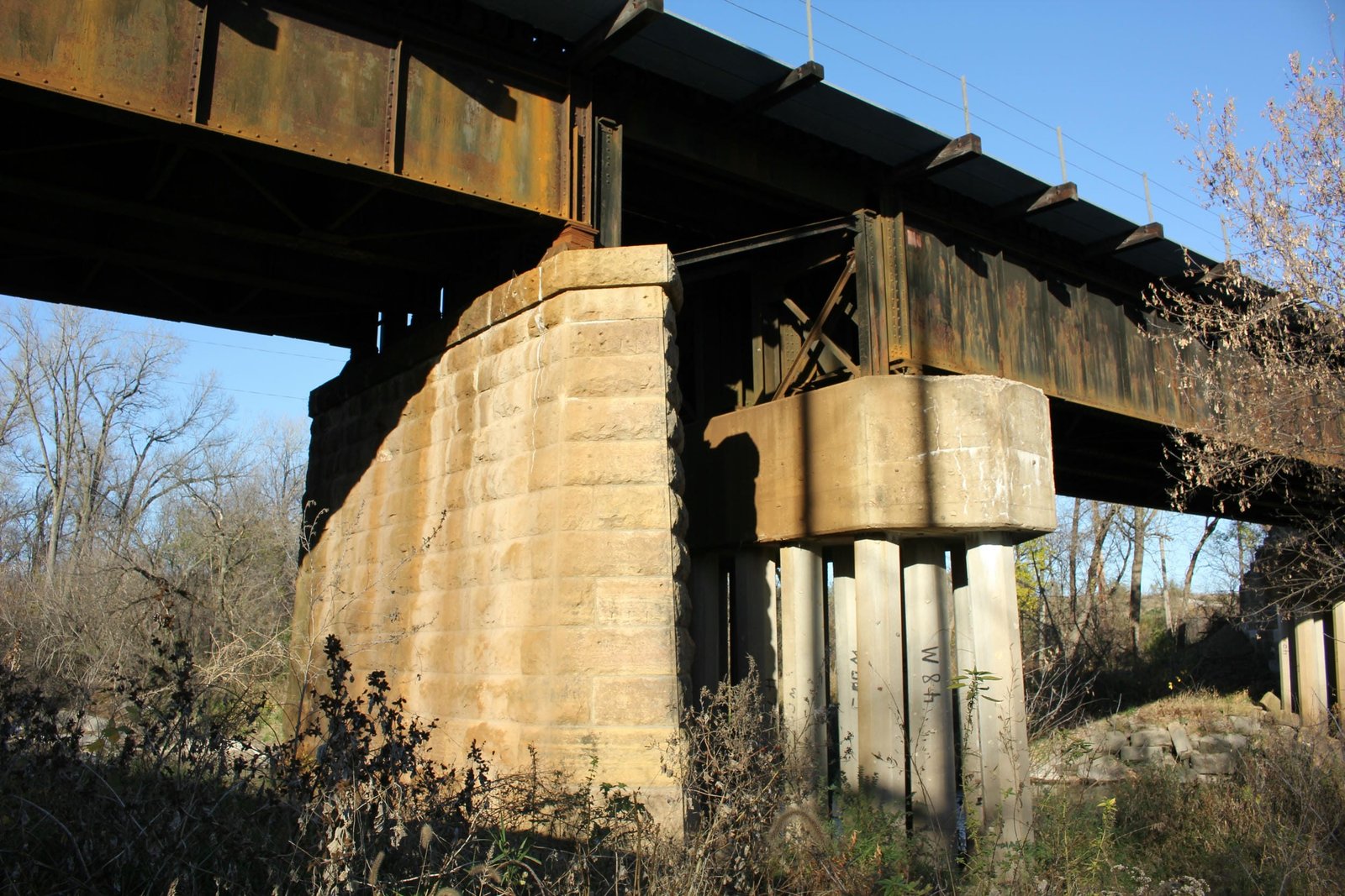 Center and west piers